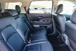 Nissan Pathfinder 2025 SL 4dr SUV