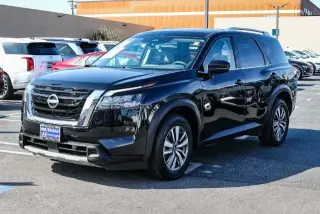 Nissan Pathfinder 2025 SL 4dr SUV