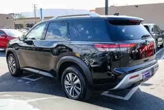 Nissan Pathfinder 2025 SL 4dr SUV