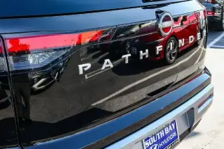 Nissan Pathfinder 2025 SL 4dr SUV