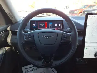 Ford Mustang Mach-E 2024 Select 4dr SUV