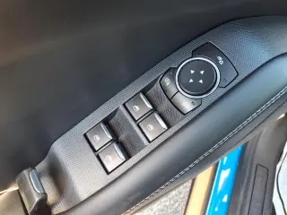 Ford Mustang Mach-E 2024 Select 4dr SUV