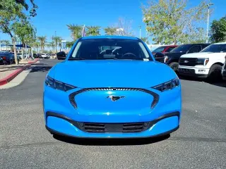 Ford Mustang Mach-E 2024 Select 4dr SUV