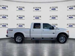 Ford F-250 Super Duty 2016 4x4 Lariat 4 puertas Crew Cab 6.8 pies SB Pickup