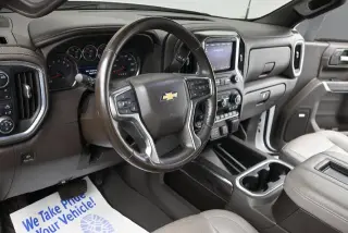 Chevrolet Silverado 1500 Limited 2022 4x4 LTZ 4dr Cab con motor de 5.8 ft. SB