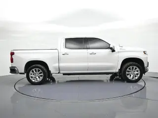 Chevrolet Silverado 1500 Limited 2022 4x4 LTZ 4dr Cab con motor de 5.8 ft. SB