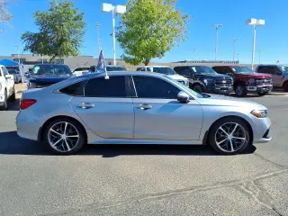 Honda Civic 2023 Touring 4dr Sedán