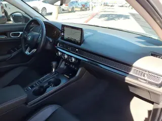 Honda Civic 2023 Touring 4dr Sedán