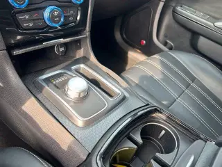 Chrysler 300 2015 AWD S 4dr Sedán