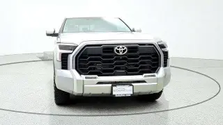 Toyota Tundra 2022 4x4 Limited 4dr Double Cab Pickup SB