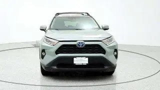 Toyota RAV4 Híbrido 2021 AWD XLE SUV de 4 puertas