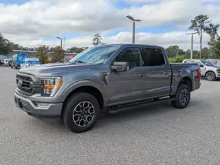 Ford F-150 2023 4x4 XLT 4dr SuperCrew 5.5 ft. SB