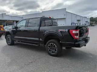 Ford F-150 2022 4x4 Lariat 4dr SuperCrew 5.5 ft. SB