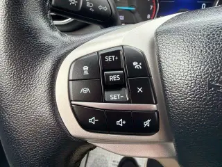 Ford Explorer 2023 con tracción en las cuatro ruedas XLT 4dr SUV