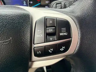 Ford Explorer 2023 con tracción en las cuatro ruedas XLT 4dr SUV