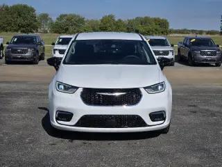 Chrysler Pacifica 2024 Touring L 4dr Mini-Van