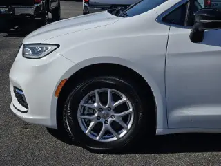 Chrysler Pacifica 2024 Touring L 4dr Mini-Van