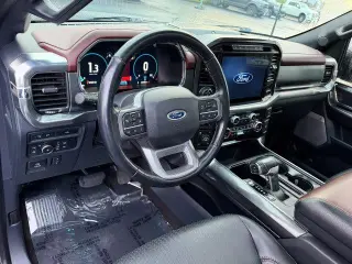 Ford F-150 2021 4x4 Lariat 4dr SuperCrew 5.5 ft. SB