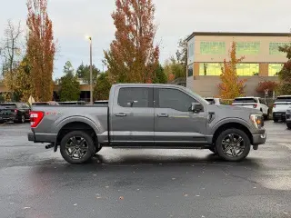 Ford F-150 2021 4x4 Lariat 4dr SuperCrew 5.5 ft. SB