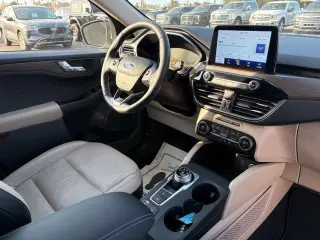 Ford Escape 2020 AWD Titanium SUV 4 puertas