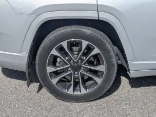 Jeep Grand Cherokee L 2024 4x4 Overland 4dr SUV