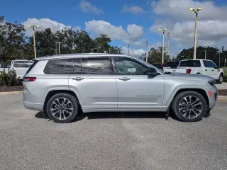 Jeep Grand Cherokee L 2024 4x4 Overland 4dr SUV