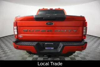 Ford F-250 Super Duty 2022 4x4 XLT Cabina de Tripulación 4 puertas 6.8 ft. SB Pickup