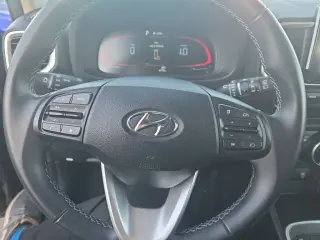 Hyundai VENUE 2025 SEL 4dr Crossover