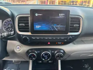 Hyundai VENUE 2022 SEL 4dr Crossover
