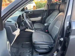 Hyundai VENUE 2022 SEL 4dr Crossover
