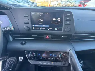 Hyundai ELANTRA 2026 SEL Sport 4dr Sedán
