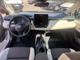 Toyota Corolla 2025 LE 4dr Sedán
