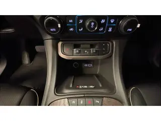 GMC Acadia 2023 4x4 Denali 4dr SUV