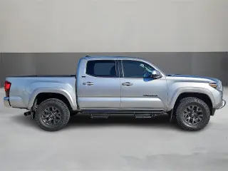 Toyota Tacoma 2023 4x2 SR5 V6 4dr Double Cab 5.0 ft SB
