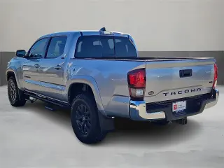 Toyota Tacoma 2023 4x2 SR5 V6 4dr Double Cab 5.0 ft SB