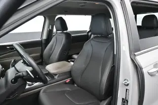 Kia Carnival Hybrid 2025 EX 4 puertas Mini-Van