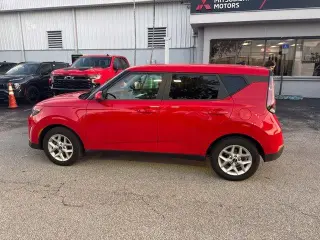 Kia Soul 2023 LX 4dr Crossover
