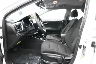 Kia Rio 2022 S 4dr Sedán