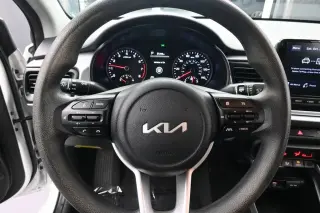 Kia Rio 2022 S 4dr Sedán