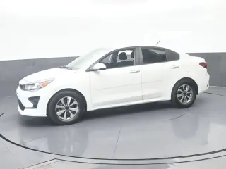 Kia Rio 2022 S 4dr Sedán