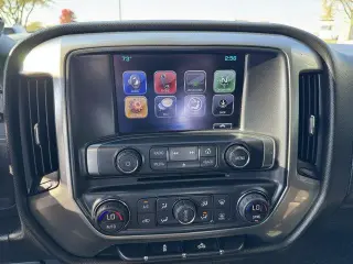 Chevrolet Silverado 1500 2017 4x4 LT 4dr Crew Cab 5.8 ft. SB