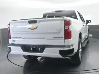 Chevrolet Silverado 1500 Limited 2022 4x2 Custom 4dr Crew Cab 5.8 ft. SB