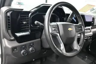 Chevrolet Silverado 1500 2023 4x2 LT 4dr Crew Cab 5.8 ft. SB