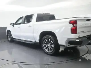 Chevrolet Silverado 1500 2023 4x2 LT 4dr Crew Cab 5.8 ft. SB