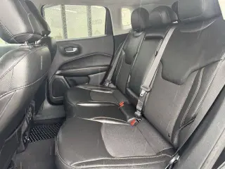Jeep Compass 2021 Latitude 4dr SUV
