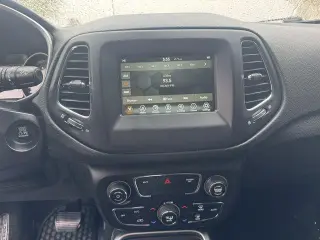 Jeep Compass 2021 Latitude 4dr SUV