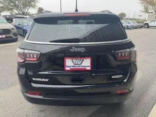 Jeep Compass 2021 Latitude 4dr SUV