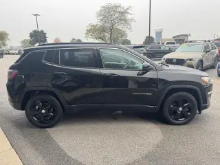 Jeep Compass 2021 Latitude 4dr SUV