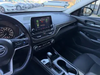 Nissan Altima 2020 2.0 Platinum 4dr Sedán