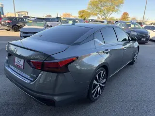 Nissan Altima 2020 2.0 Platinum 4dr Sedán